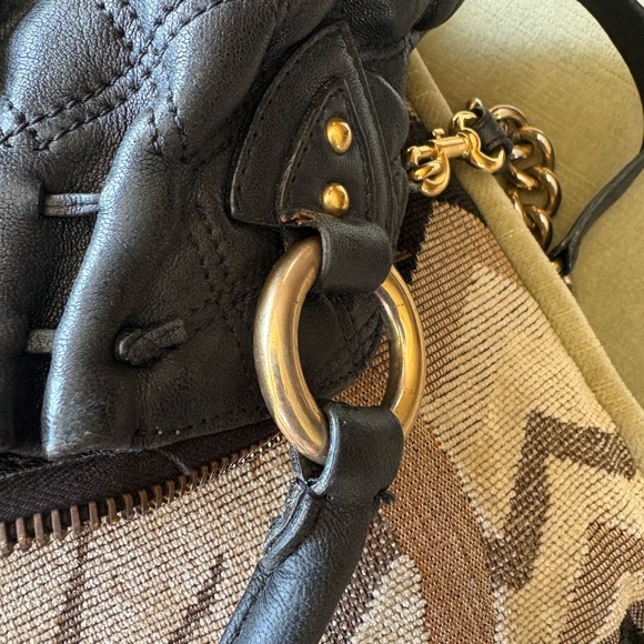 Marc Jacobs Blue Quilted Shoulder Bag with Gold Hardware - Picture 9 of 10